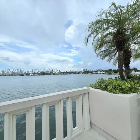 5 Island Avenue Miami Beach FL 33139