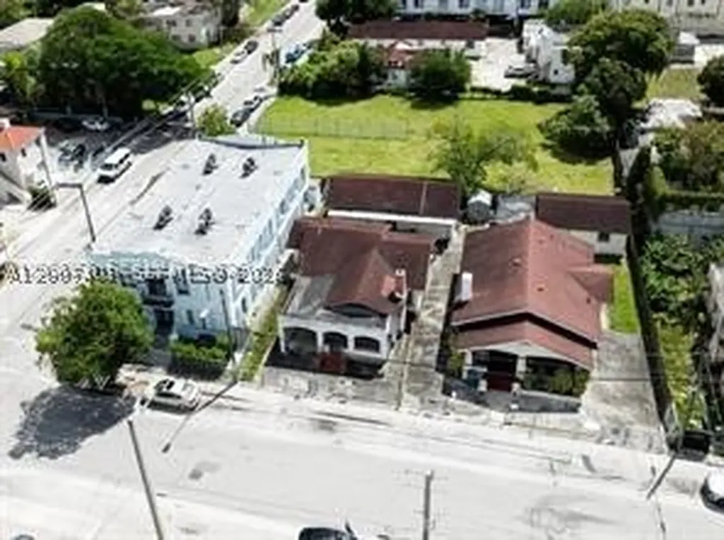 315 SW 10th Avenue Miami FL 33130