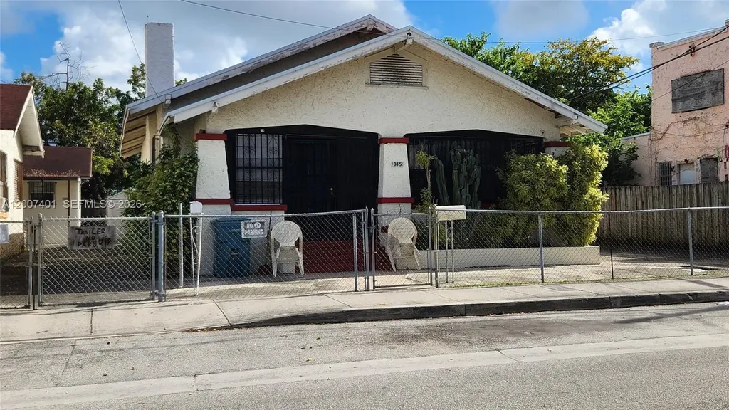 315 SW 10th Avenue Miami FL 33130