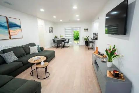 5290 Palm Avenue Hialeah FL 33012