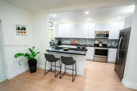 5290 Palm Avenue Hialeah FL 33012