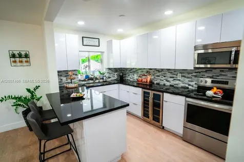5290 Palm Avenue Hialeah FL 33012