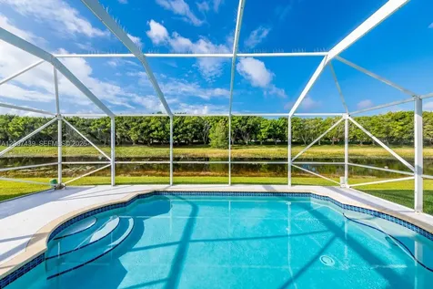 801 Tanglewood Circle Weston FL 33327