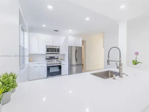 801 Tanglewood Circle Weston FL 33327