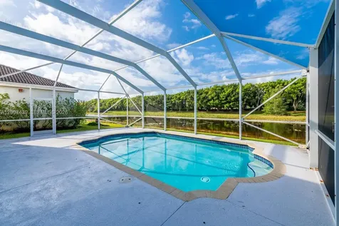 801 Tanglewood Circle Weston FL 33327