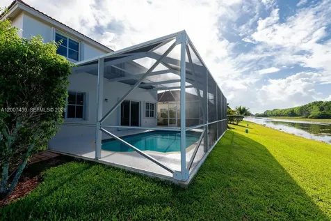 801 Tanglewood Circle Weston FL 33327