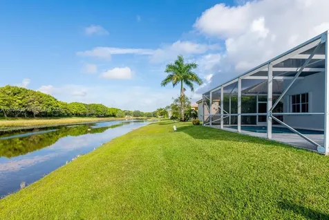 801 Tanglewood Circle Weston FL 33327