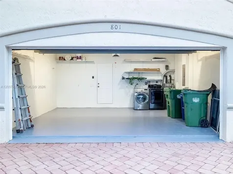 801 Tanglewood Circle Weston FL 33327
