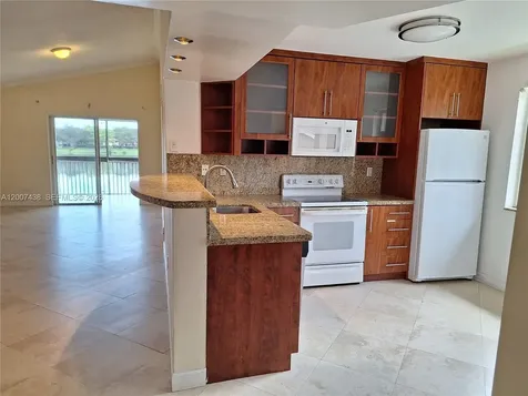704 NW 92nd Avenue Plantation FL 33324