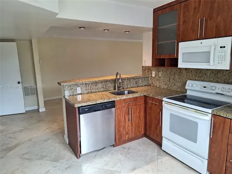 704 NW 92nd Avenue Plantation FL 33324