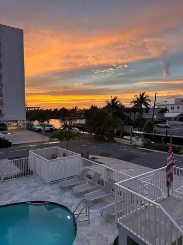 Pompano Beach FL 33062