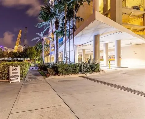 10 SW South River Drive Miami FL 33130