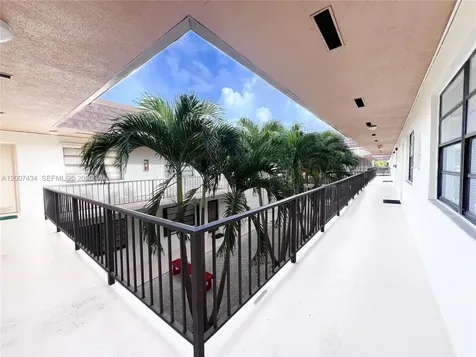8287 SW 128th Street Pinecrest FL 33156