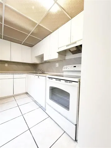 8287 SW 128th Street Pinecrest FL 33156