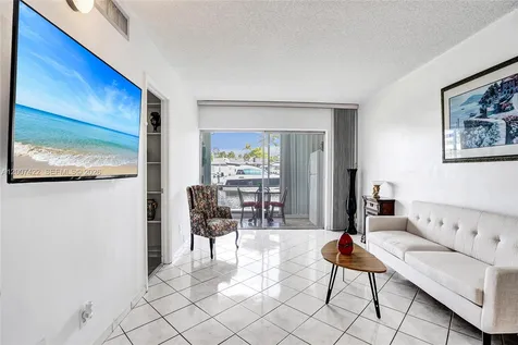 455 Paradise Isle Boulevard Hallandale Beach FL 33009