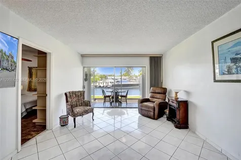 455 Paradise Isle Boulevard Hallandale Beach FL 33009