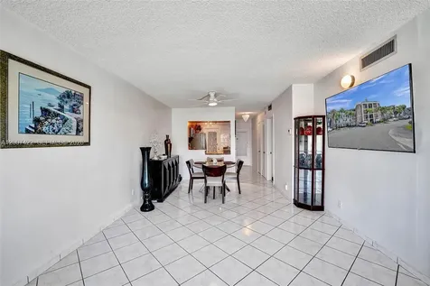 455 Paradise Isle Boulevard Hallandale Beach FL 33009