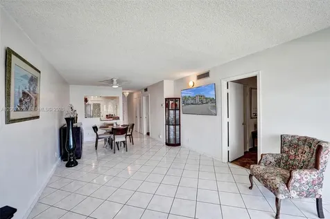 455 Paradise Isle Boulevard Hallandale Beach FL 33009