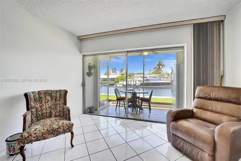 455 Paradise Isle Boulevard Hallandale Beach FL 33009