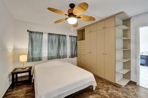 455 Paradise Isle Boulevard Hallandale Beach FL 33009