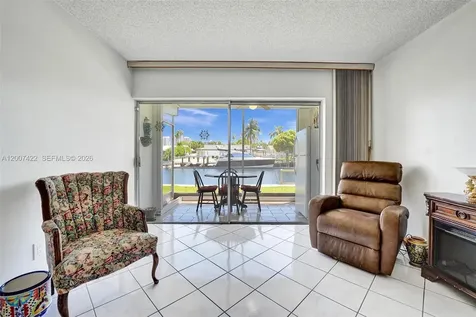 455 Paradise Isle Boulevard Hallandale Beach FL 33009