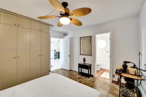 455 Paradise Isle Boulevard Hallandale Beach FL 33009