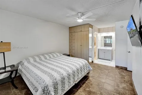 455 Paradise Isle Boulevard Hallandale Beach FL 33009