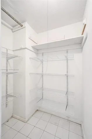455 Paradise Isle Boulevard Hallandale Beach FL 33009