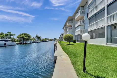 455 Paradise Isle Boulevard Hallandale Beach FL 33009
