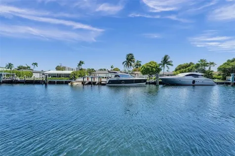 455 Paradise Isle Boulevard Hallandale Beach FL 33009