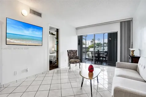 455 Paradise Isle Boulevard Hallandale Beach FL 33009