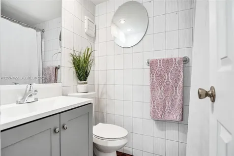455 Paradise Isle Boulevard Hallandale Beach FL 33009