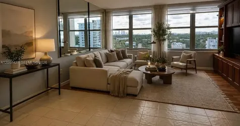 2899 Collins Avenue Miami Beach FL 33140