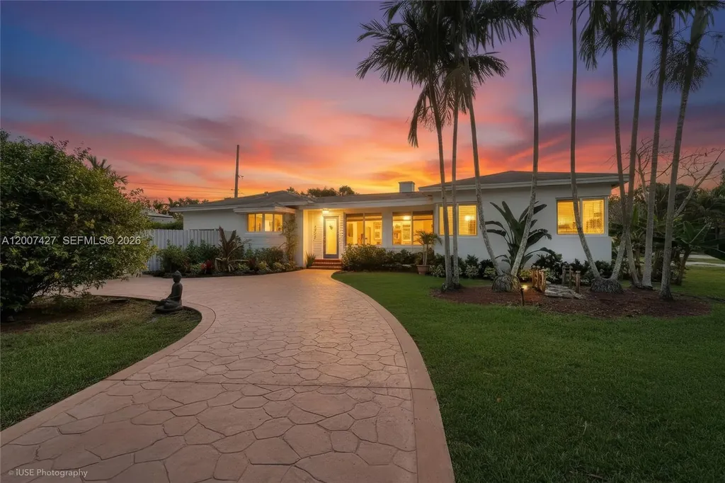 5889 Devonshire Boulevard Miami FL 33155