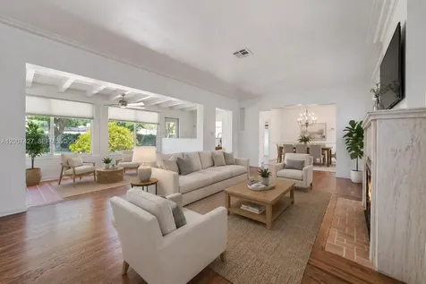 5889 Devonshire Boulevard Miami FL 33155