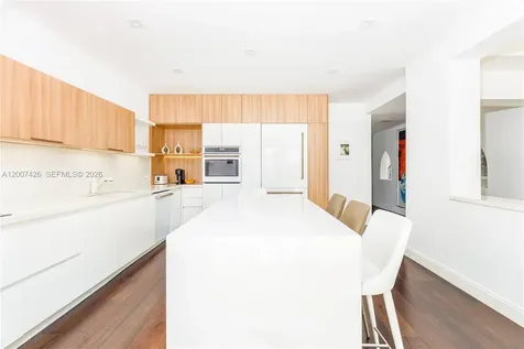 5736 La Gorce Drive Miami Beach FL 33140