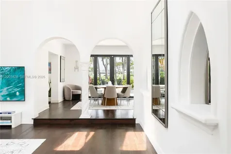 5736 La Gorce Drive Miami Beach FL 33140