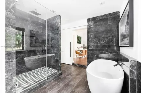 5736 La Gorce Drive Miami Beach FL 33140