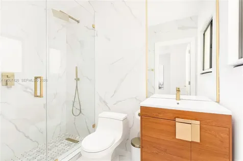 5736 La Gorce Drive Miami Beach FL 33140