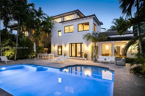 5736 La Gorce Drive Miami Beach FL 33140