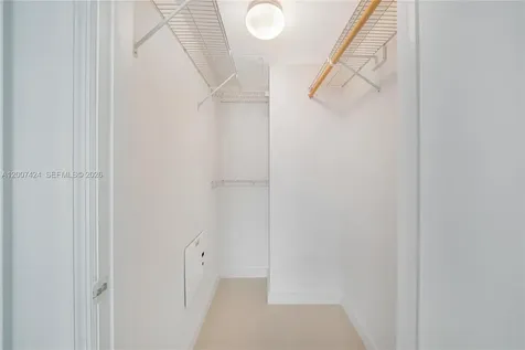 60 SW 13th Street Miami FL 33130