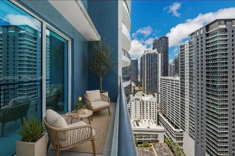 60 SW 13th Street Miami FL 33130