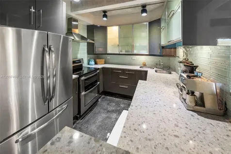 301 Michigan Avenue Miami Beach FL 33139