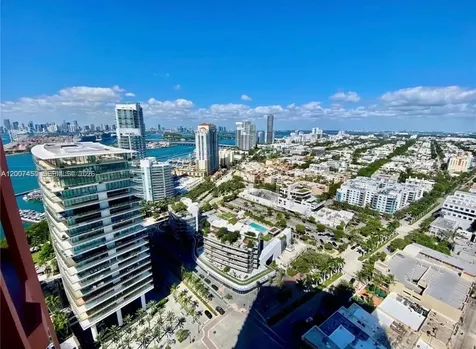 300 S Pointe Drive Miami Beach FL 33139