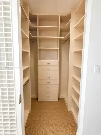300 S Pointe Drive Miami Beach FL 33139