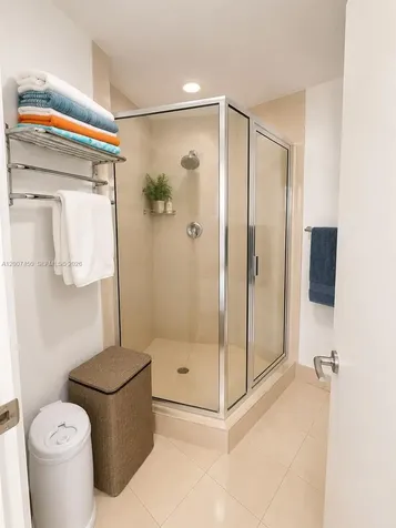 300 S Pointe Drive Miami Beach FL 33139