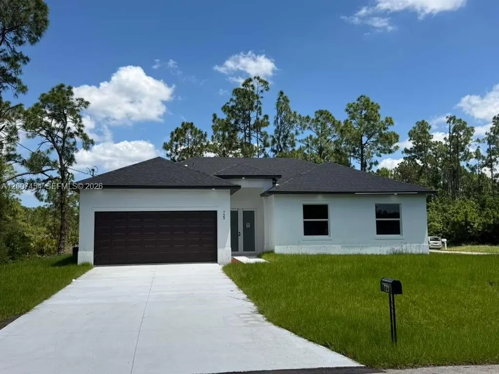 723 Epps Brown Street E Lehigh Acres FL 33974