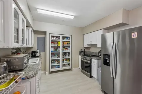15245 SW 298th Terrace Homestead FL 33033