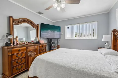 15245 SW 298th Terrace Homestead FL 33033