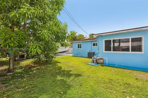 15245 SW 298th Terrace Homestead FL 33033